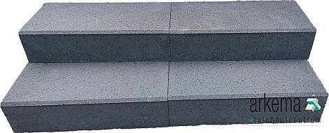 Traptrede 60x30x15 cm indus black kleurecht met facet