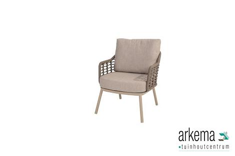 Puglia low dining chair latte with 2 cushions Latte