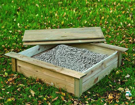 *Zandbak vierkant L100xB100cm met deksel dikte: 1,6cm