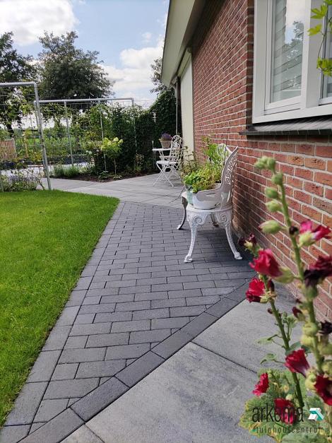 Patio brick 6 cm black TOP komo