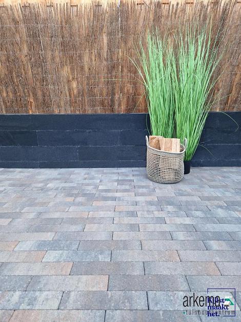 Linea 15x15x80 cm antraciet